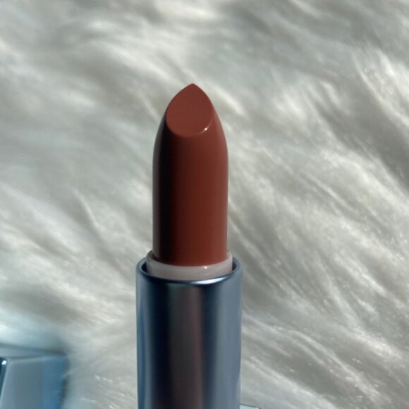 Kosas Weightless Lip Color Satin Lipstick In Shade High Cut Warm Rosy Pink - Picture 4 of 5